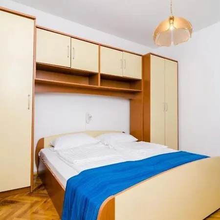 Peco - Three Bedroom With Balcony And Sea View * Mokosica
