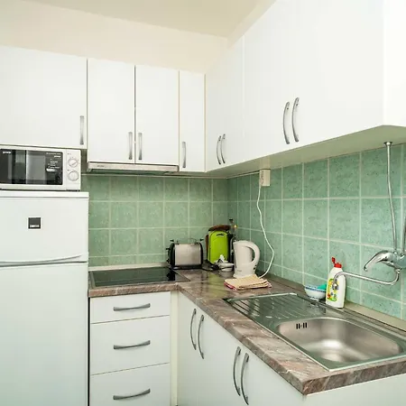 Apartment Peco - Three Bedroom With Balcony And Sea View Mokosica